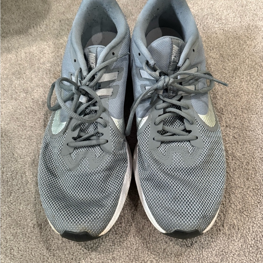 Nike Metallic Gray Sneakers